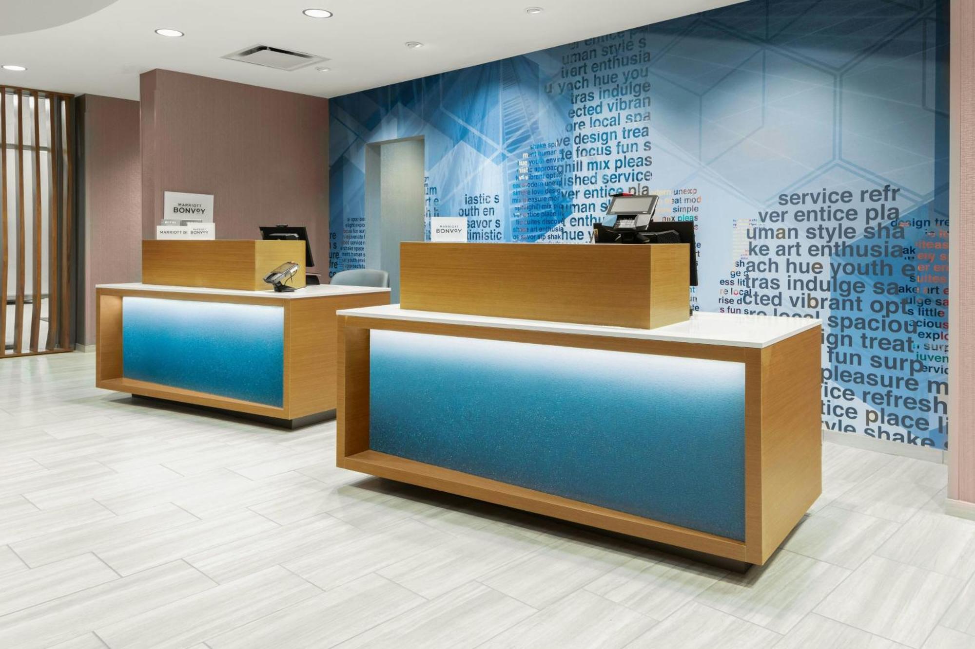 Springhill Suites By Marriott Charlotte Airport Lake Pointe Exterior photo